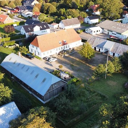 Landligt Ophold Pa Midtgard Apartment Vamdrup Екстериор снимка